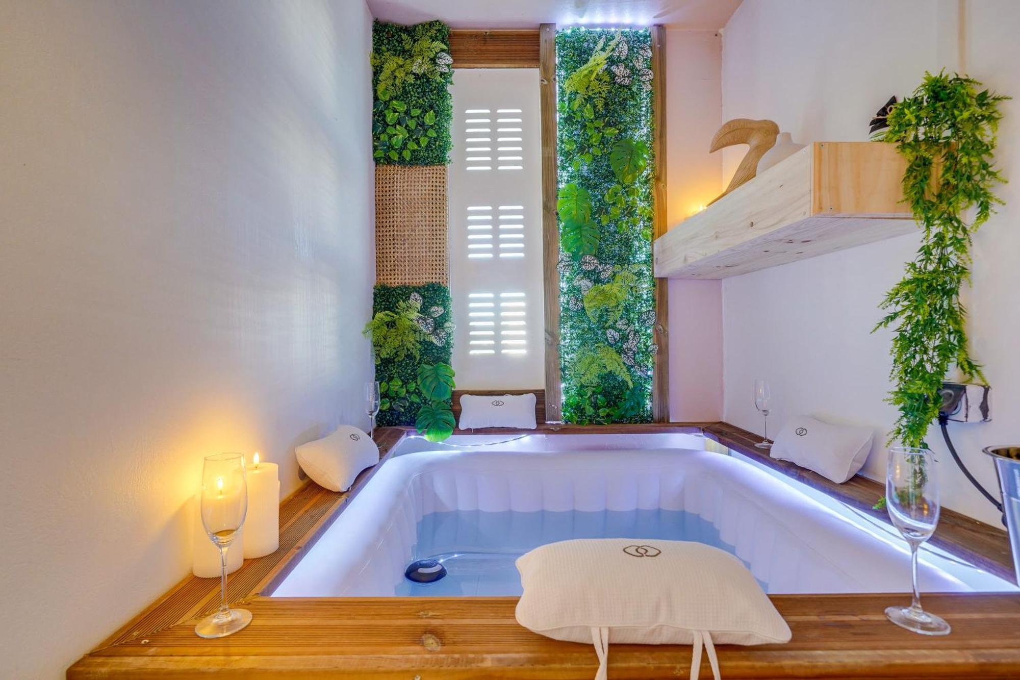 Fridhome Jacuzzi Parking Wifi Fibre 2Min Tram Bruges Bagian luar foto